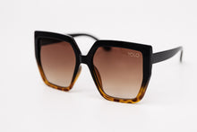 Load image into Gallery viewer, Tortoise Oversize Square Sunglasses | Yolo Eyewear
